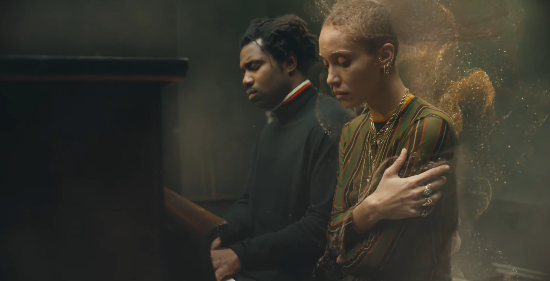 Sampha - No one knows me like the piano